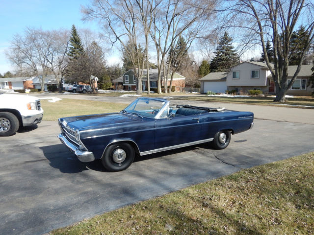 1966 Ford Fairlane (Dark Blue/Blue)