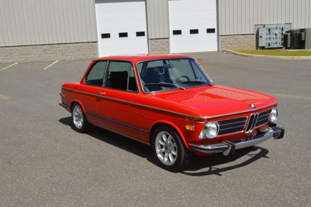 1973 BMW 2002 (Red/Black)