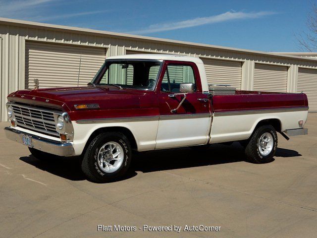 1969 Ford F-100 (Maroon and White/Maroon and White)