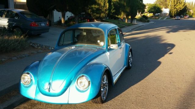 1969 Volkswagen Beetle - Classic (electric blue with pearl white/Black)