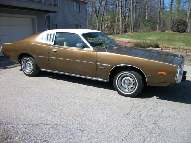 1973 Dodge Charger (Brown/Tan)