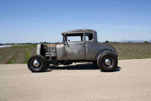 1929 Ford Model A (Bare Metal/Black)