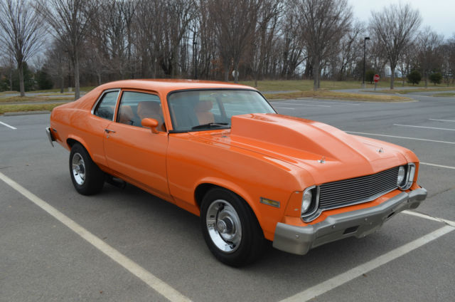 1974 Chevrolet Nova (Orange/Black)