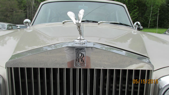 1969 Rolls-Royce Silver Shadow (Tan/Gold    /  TAN  /)