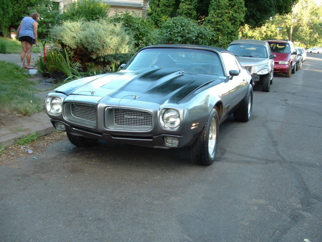 1970 Pontiac Firebird (metallic silver/Black)