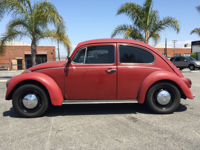 1968 Volkswagen Beetle - Classic (Red/Black)