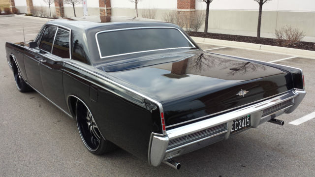 1966 Lincoln Continental (Black/Black)