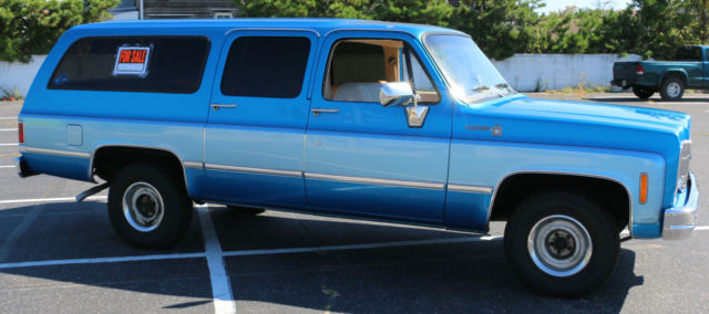 1978 Chevrolet Suburban (Blue/Tan)