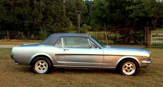 19650000 Ford Mustang (BLUE/BLUE)