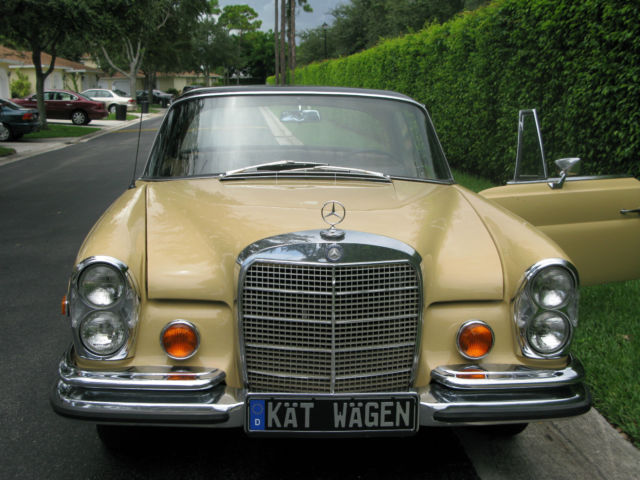 1967 Mercedes-Benz 200-Series (Gold with Brown top/Tan)
