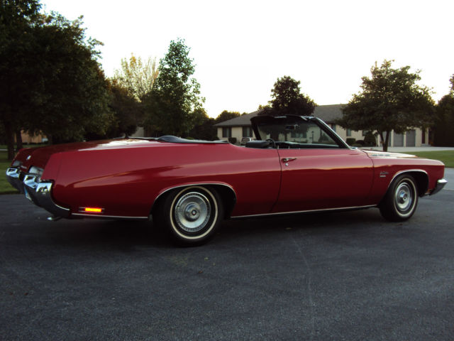 1971 Buick LeSabre (Red/Black Leather)