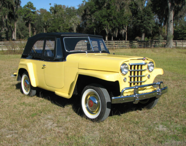 1951 Willys Jeepster (Yellow/Black)