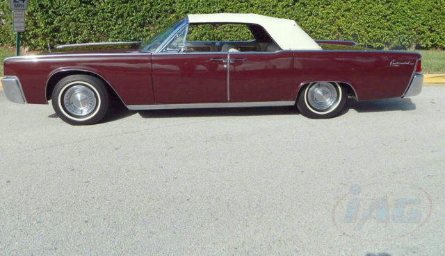 1962 Lincoln Continental (Burgundy/White)