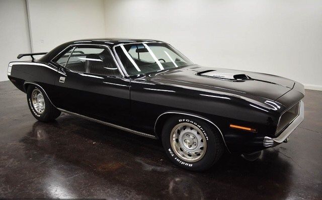 1970 Plymouth Barracuda (Black/Black)