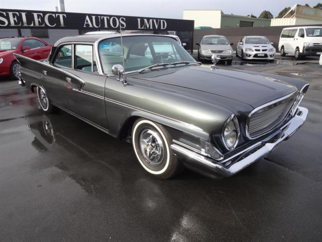 1961 Chrysler Newport (Gray/Black and White)