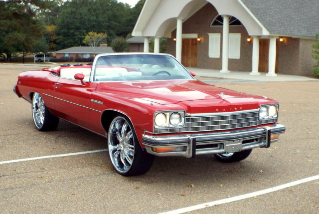 1975 Buick LeSabre (RED/WHITE)