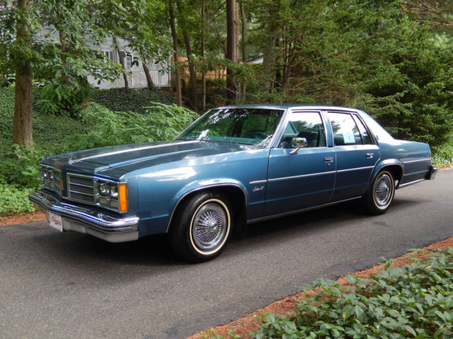 1978 Oldsmobile Eighty-Eight (Blue/Blue)