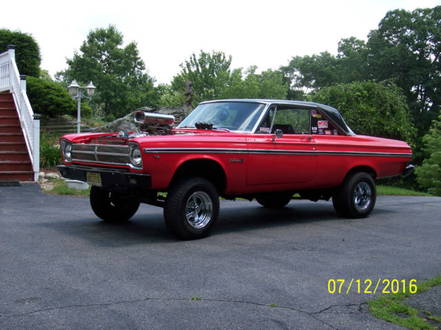 1965 Plymouth Belvedere (Red/Black)