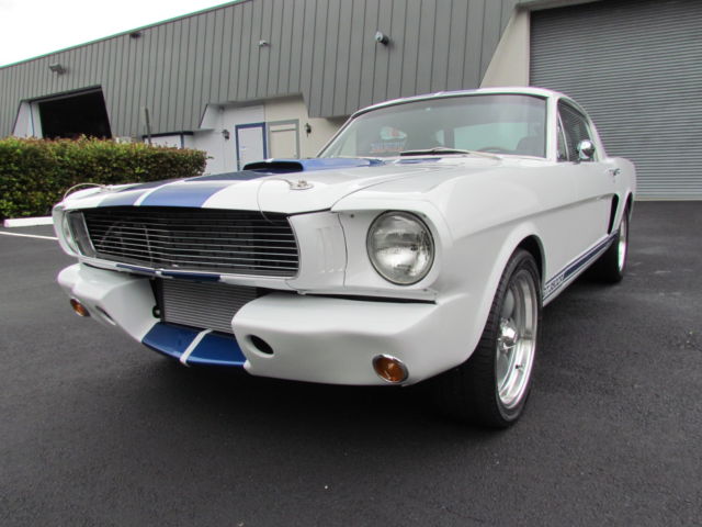 1966 Ford Mustang (White/Blue Stripes/Black)
