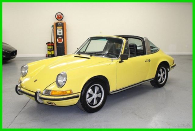 1971 Porsche 911 (Yellow/Black)