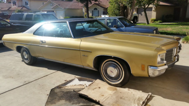 1971 Oldsmobile Eighty-Eight (Gold/Gold)