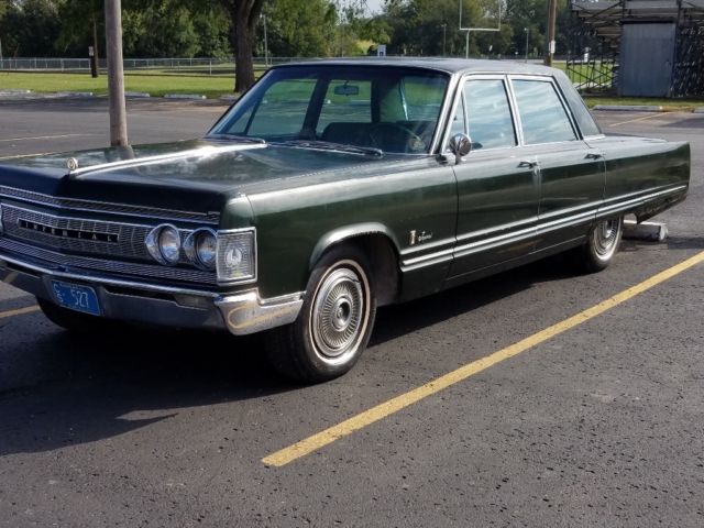 1967 Chrysler Imperial (Green/Green)