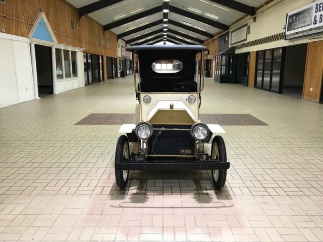 1912 Gould CAR AMUSEMENT PARK RIDE REPLICA 1912 (White/--)