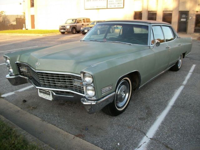 1967 Cadillac Fleetwood (Green/Green Leather)