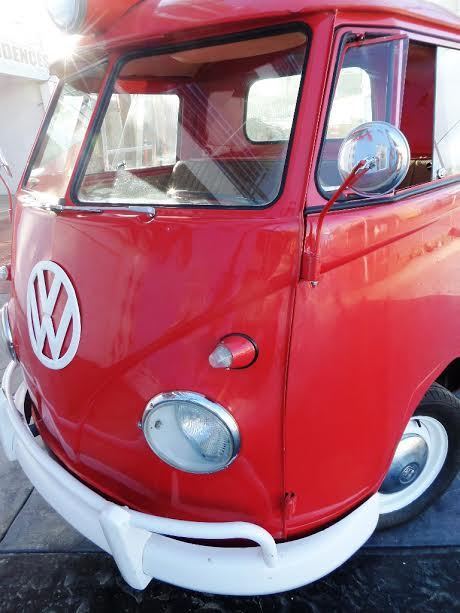 1959 Volkswagen Bus/Vanagon (Sealing Wax Red/Gray)