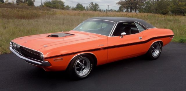 1970 Dodge Challenger (Orange/Black)