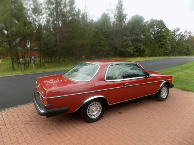 1978 Mercedes-Benz 300-Series (English Red/Parchment leather)