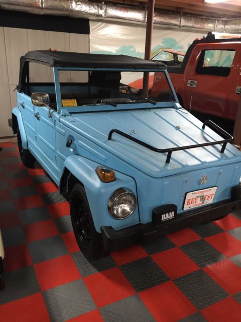 1973 Volkswagen Thing (BLUE 12 QUARTS RHINO LINER FOREVER PAINT/Parchment)