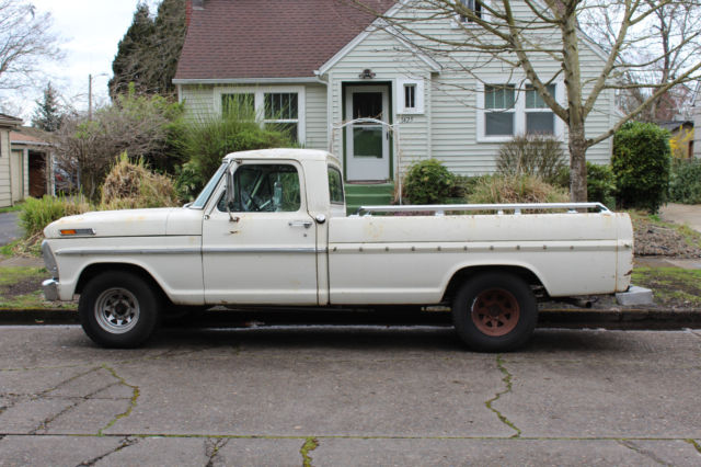 1969 Ford F-100 (White/Yellow)