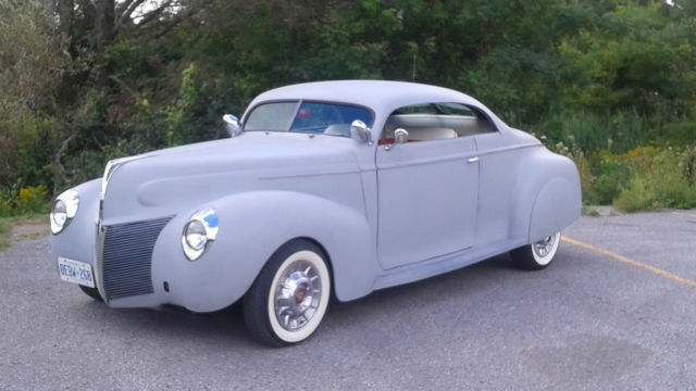 1940 Plymouth P10 (Grey Priimer/Red/White)