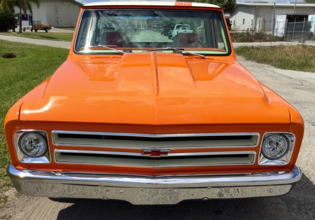 1968 Chevrolet C-10 (Orange/Orange / cream)