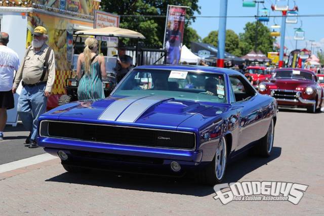 1968 Dodge Charger (Blue/Gray)