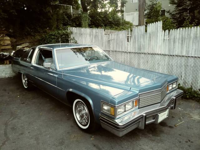 1979 Cadillac DeVille (Blue/Blue)