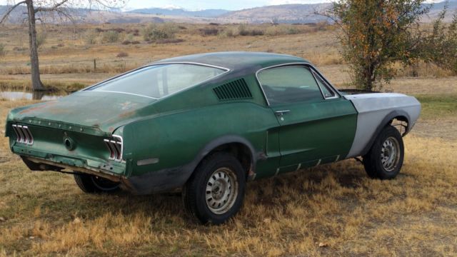 1968 Ford Mustang (Green/Black)