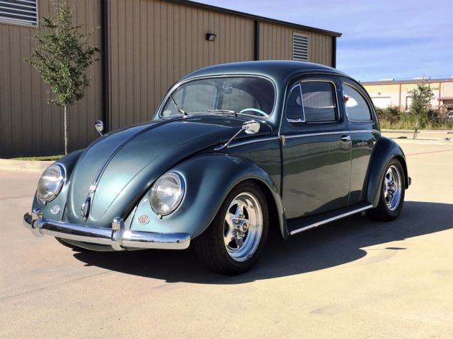 1954 Volkswagen Beetle - Classic (Stratos Silver/Blue)