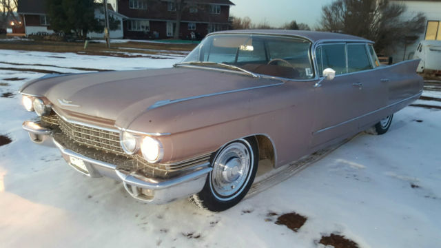 1960 Cadillac DeVille (Midnight Rose repainted/rose)