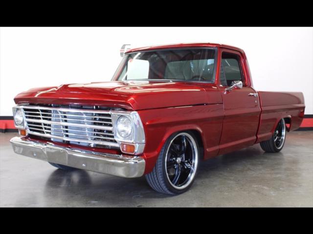 1969 Ford F-100 (Red/Black)