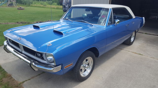 1970 Dodge Dart (Blue/Blue)