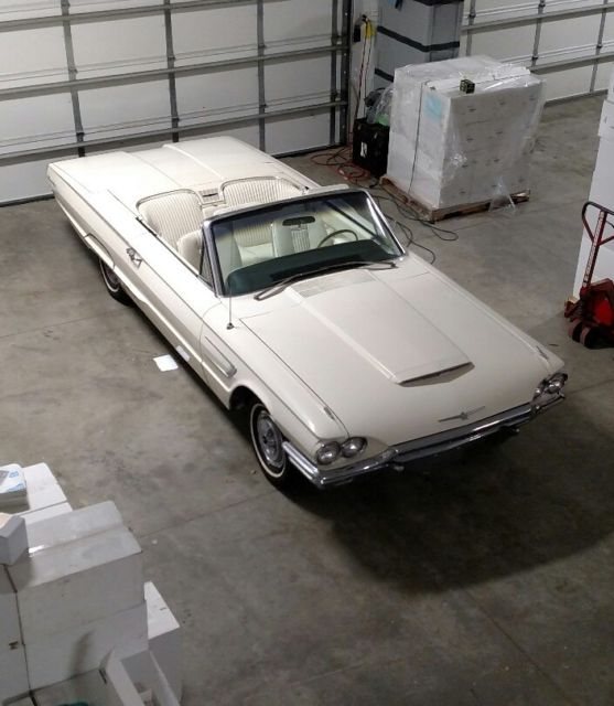1965 Ford Thunderbird (White/White)