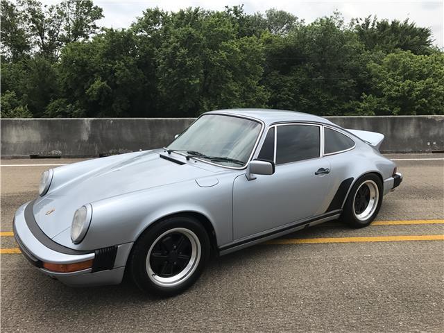1977 Porsche 911 (--/--)