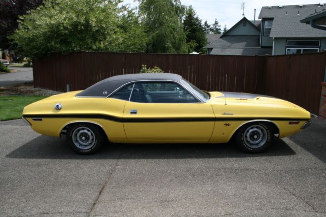1970 Dodge Challenger (Yellow/Black)