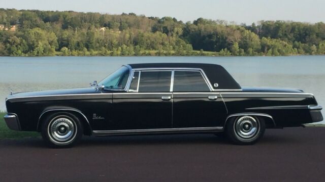 1964 Chrysler Imperial (Black/Blue)