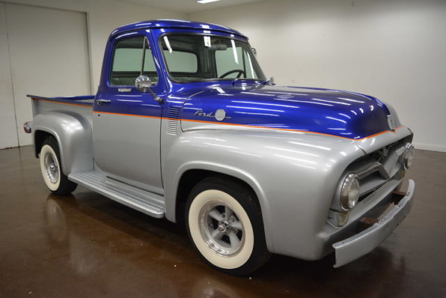 1955 Ford F-100 (Silver/Gray)