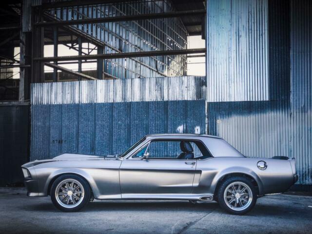 1968 Ford Mustang (Silver/Black)