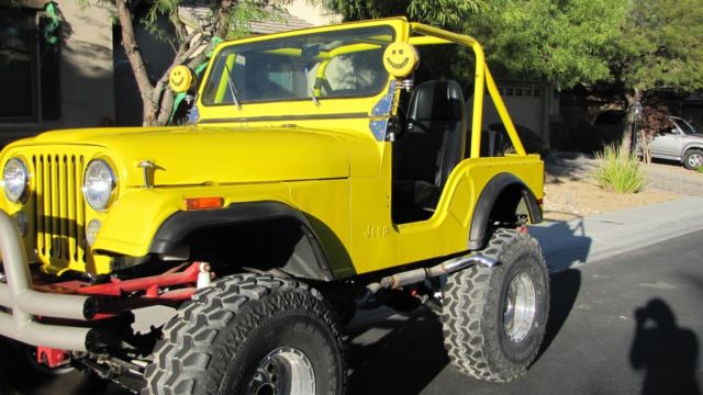1977 Jeep CJ (Yellow/Black)