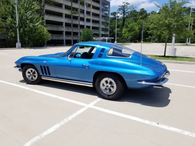 1965 Chevrolet Corvette (Blue/Blue)